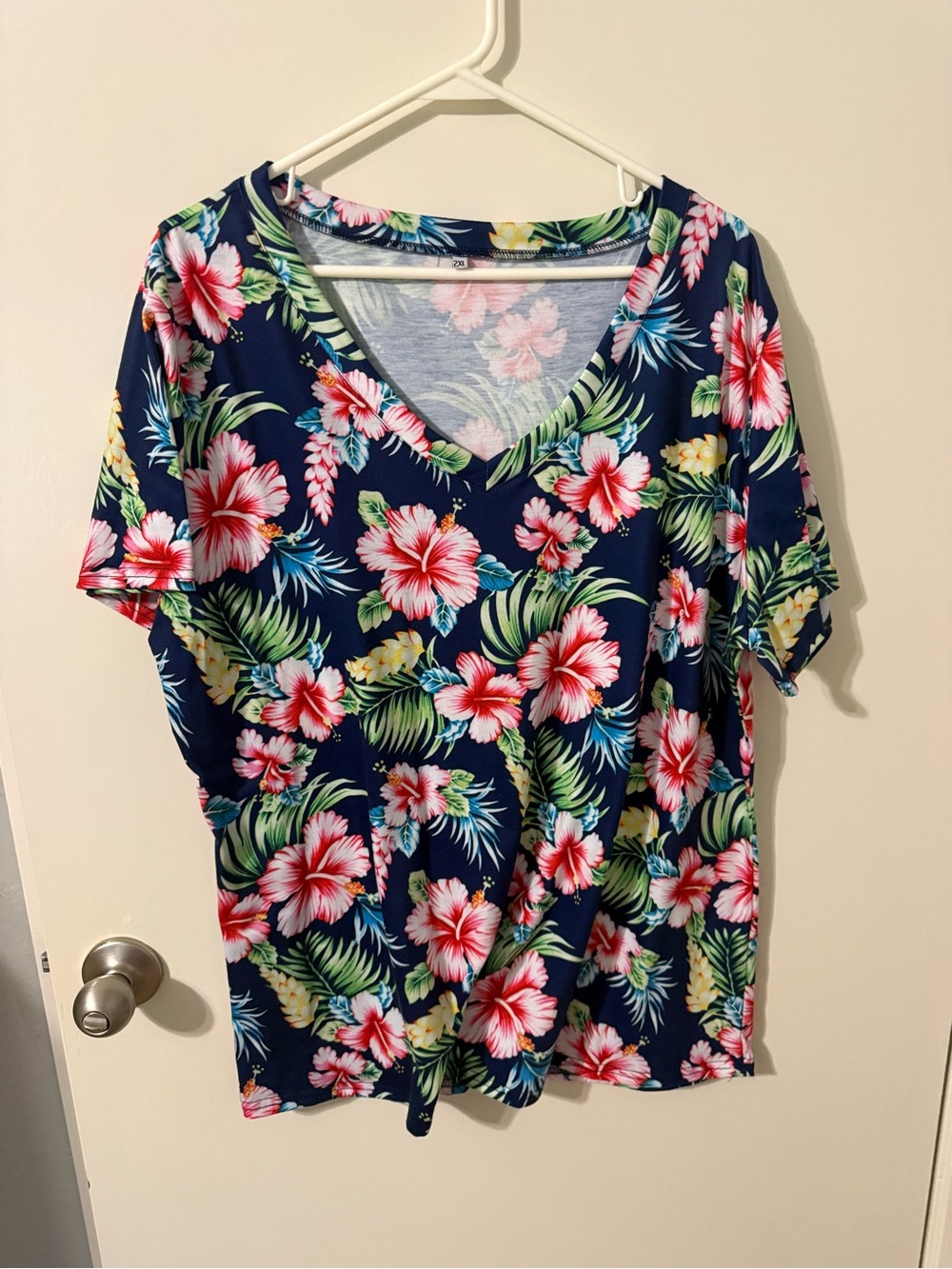 Navy Floral V-Neck Short Sleeve Tee